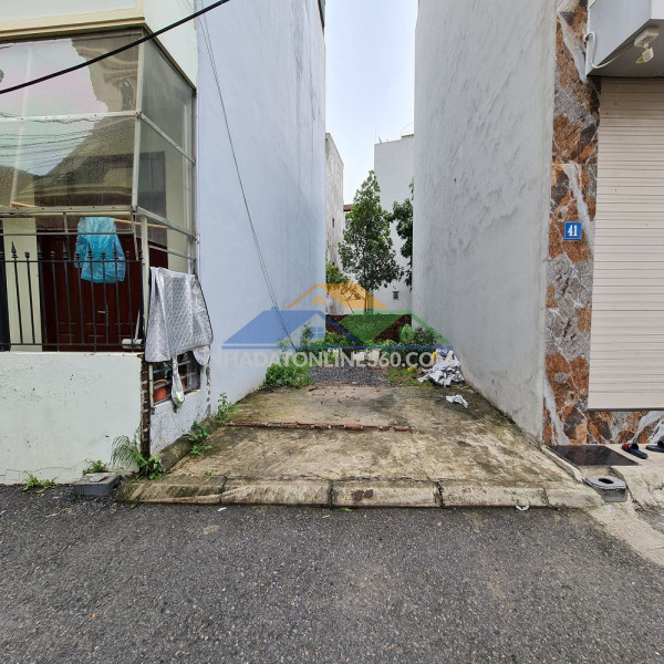 8 tỷ x sở hữu 60m2 đường ô tô tránh tại trung tâm trâu quỳ, cạnh hvnn. lh 0989894845