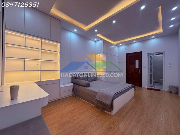 Nhà đẹp quan hoa full nội thất xịn 38m 5t nhà ngõ thông, gần phố, ngập tràn tiện ích