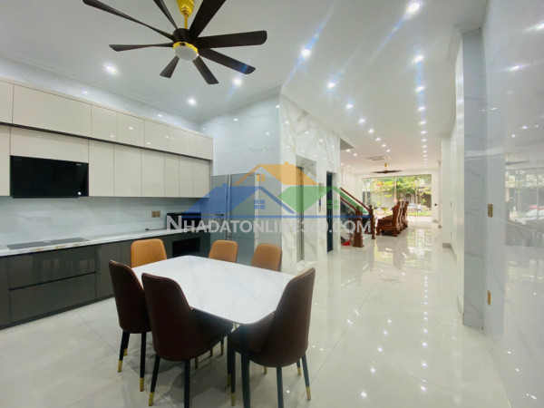 Cho thuê nhà 6  võ cường có thang máy và 6 phòng ngủ