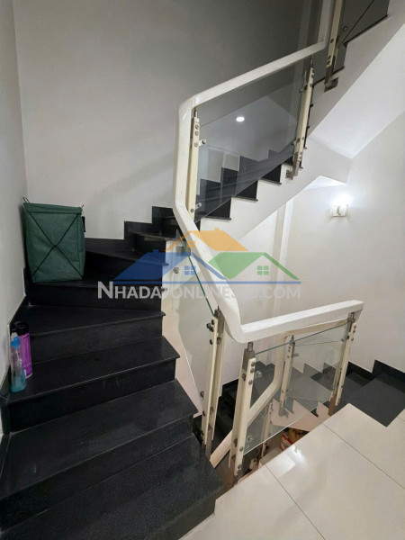 Bình thạnh - chính chủ - huỳnh đình hai - 5 tầng hoàn công đủ - 4pn lớn - mt kinh doanh đa ngành nghề - bán 11.8 tỷ - tl mạnh