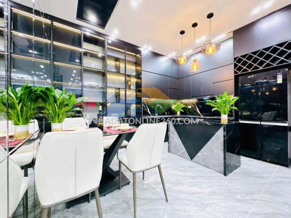 Bán nhà ngõ Thịnh Hào, 22m 5 tầng, lg, 100m ra ô tô, an sinh đỉnh, 5.2 tỷ 0347282222.