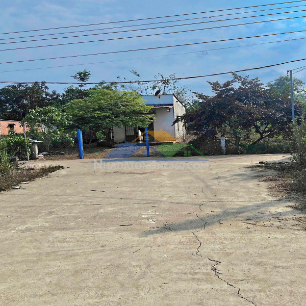 Đất nền mt đường nhựa, chỉ 380tr! ngay chợ và kcn long khánh. đồng nai