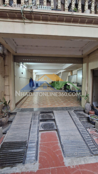 Chính chủ cần chuyển đổi chỗ ở lên muốn bán gấp nhà phố...