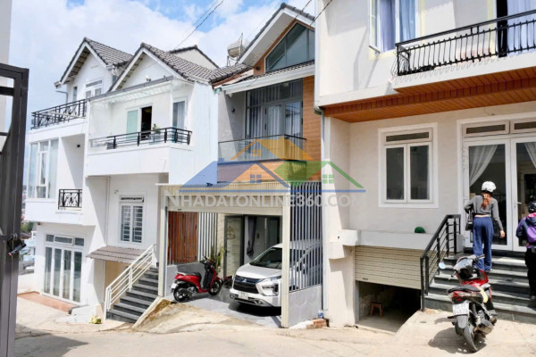 Bán nhà hẻm ô tô nguyễn trung trực – p. xuân hương đà lạt