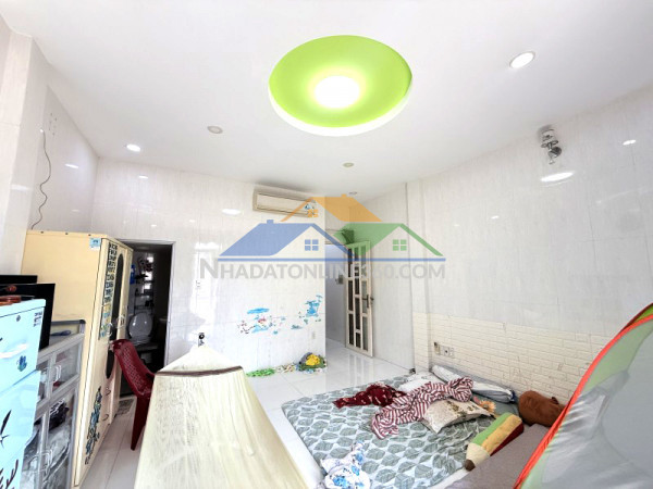 Cực hiếm nhà 3 tầng bình chiểu thủ đức – 45m² hxh – gần chung cư stown – giá tốt 3.x tỷ