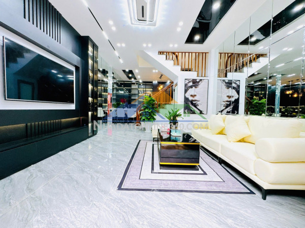 Bán nhà phố Khâm Thiên, 22m 5 tầng, lg, 100m ra ô tô, an sinh đỉnh, 5.2 tỷ 0347282222.