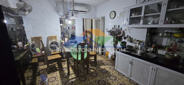 Bán nhà trần nhật duật, 100m2, 2 tầng, mặt tiền 6.5m, 35.5 tỉ, kinh doanh homestay, khách sạn