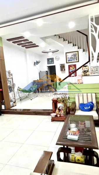 Bán nhà  đường  gò dưa, thủ đức, tp hcm. dt 90m2, 4 tầng. giá 7.25 tỷ, sổ hồng - 0933125879