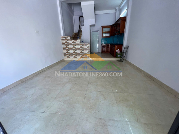 Cần cho thuê nhà ngõ minh khai 32m² x 3,5 tầng, 3pn, 3wc - giá 13...