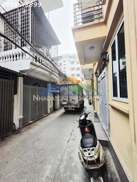 ???? cầu giấy - phân lô lô góc 3 mặt thoáng - ngõ đẹp nhất quận - ô tô vào nhà - kinh doanh văn phòng
