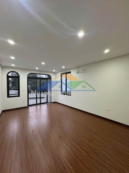 ???? siêu phẩm trung tâm cổ linh – 55m² x 5 tầng – thang máy – full nội thất ????