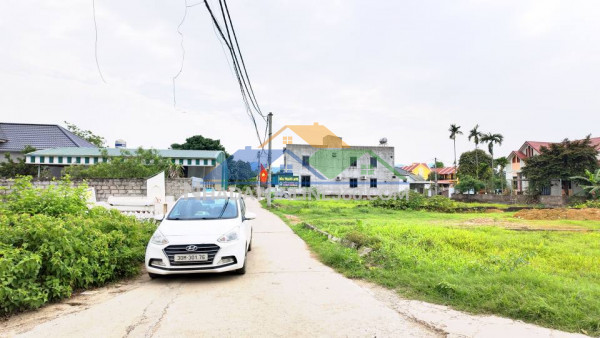 Quỹ đất hiếm phú cát 200m2 , mặt tiền rộng – chia lô được ngay – lời ngay khi cọc .
