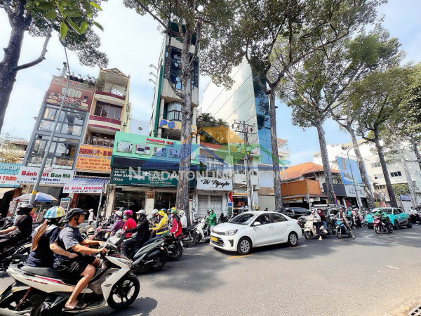 Chủ 1 đời xưa bán nhà 4 tầng có thang máy - mặt tiền đinh tiên hoàng, quận 1 - hdt đều 80tr/th - chính chủ 0938676685 giang giang