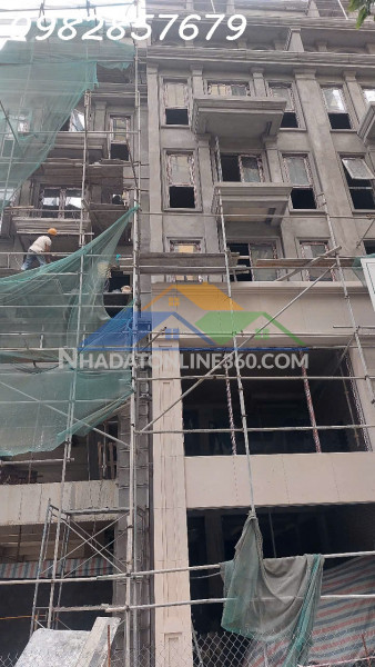Cực phẩm hiếm! bán nhà phố láng hạ xây 7 tầng bề thế, trung...