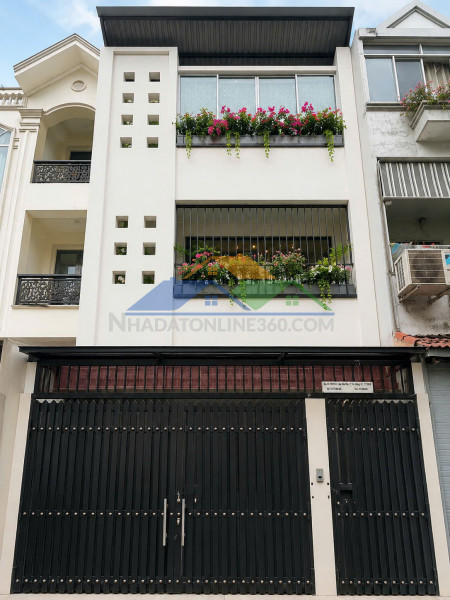 Bán nhà đẹp chỉ 1 thùng sơn 5x14- 11 tỷ 5-quận 7