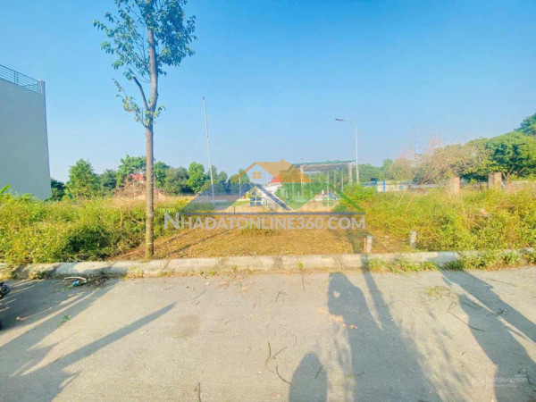 Bán 60,5m2 cổ đông, sơn tây gần làng đhqg giá chỉ 2,350 tỷ/lô
