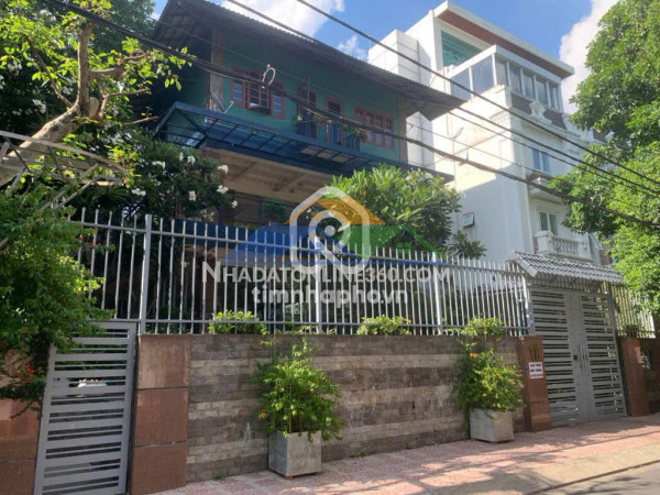 ????bán biệt thự bình phú - hầm 3 tầng - 425m2 - ngang 17m - chỉ 58 tỷ - timnhapho.vn