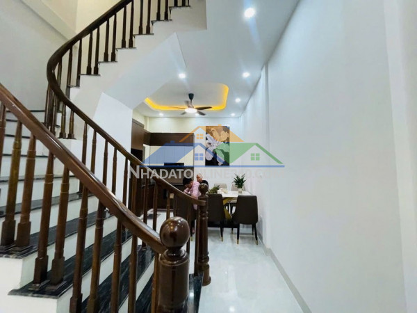 Bán nhà phố đống đa ô tô cửa kinh doanh full nội thất nhỉnh 15 tỷ