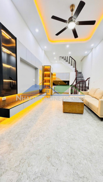 Bán nhà phố lê thanh nghị 65m2 ô tô cửa nhỉnh 25 quả