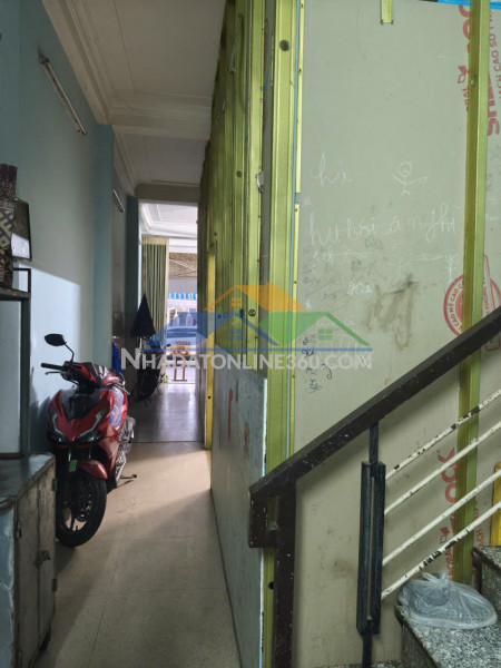 ♥ góc kiệt 3m sát mt cách mạng tháng 8, 105m2, 9 phòng kd, thu 30tr/th