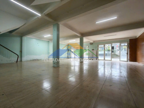 Cho thuê nhà mặt tiền 10m vạn hạnh phường 8 đà lạt giá 20 triệu