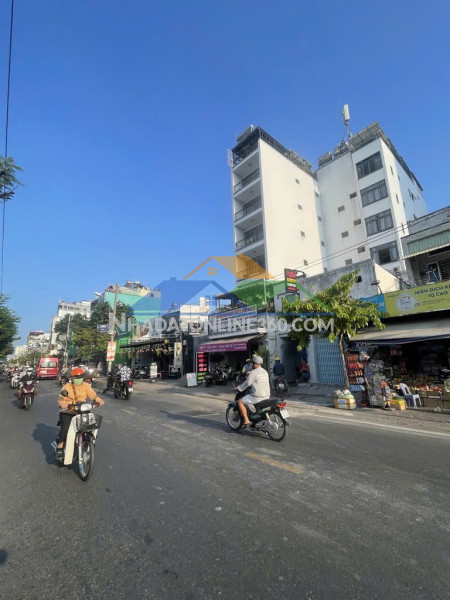 Quận 7, hiếm có, mặt tiền trần xuân soạn, 6 tầng, 4m5x30m. view sông. chỉ 17 tỷ. bán gấp
