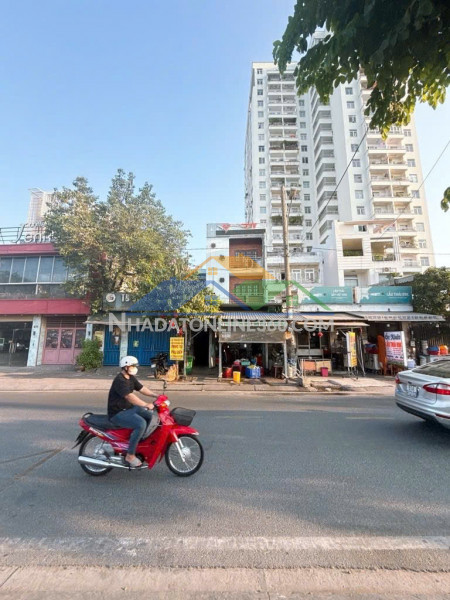 Quận 7, ngay cầu phú mỹ. 4x18m. đường 12m. chỉ 11 tỷ 6. bán gấp