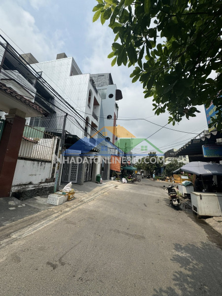 ????????bán nhà c4 đường hòa nam 4 - sát trường tiểu học bùi thị xuân