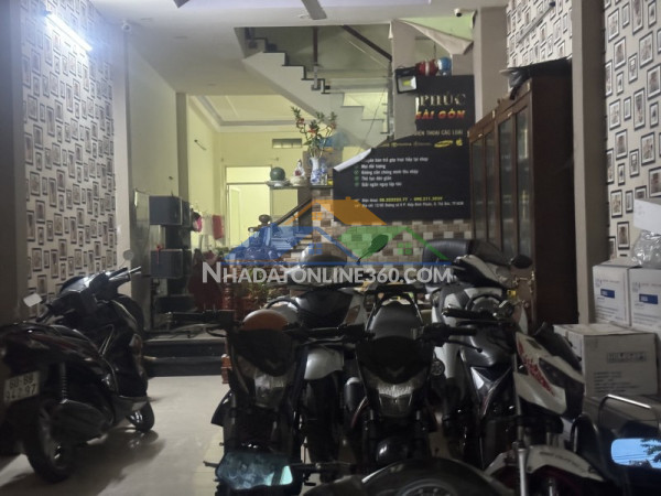 Bán nhà mặt phố, đường số 8, hiệp bình phước, thủ đức, tp hcm. dt 80m2, 4pn, sổ hồng. giá 9.4 tỷ