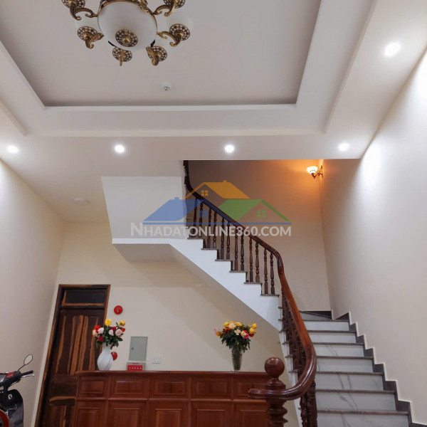 Cho thuê villa lê thị riêng, phường 7, đà lạt giá 30 triệu