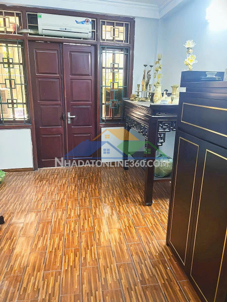 Bán nhanh - nhà đẹp lạc long quân - 35m2 × 5 tầng - ngõ rộng - sổ đỏ chính chủ - vào ở ngay