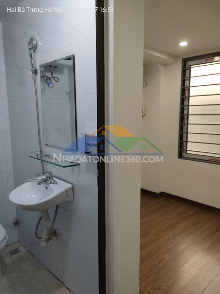 Bán gấp giá rẻ ô tô kinh doanh ngõ quỳnh 32m, 4 tầng, mặt tiền 4m, 8.5 tỷ hai bà trưng.