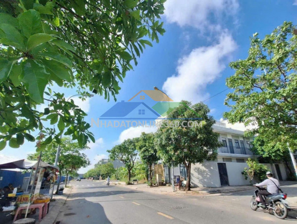 Đất nền 95m hẻm xe hơi cạnh lê văn lương, 7.2 tỷ, xây tự do
