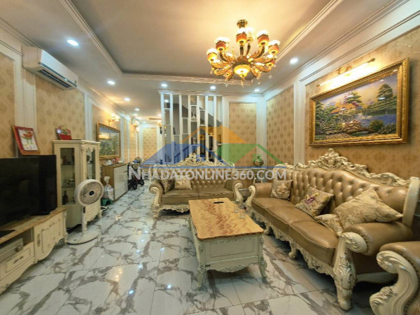 Bán nhà mặt phố  bạch mai lô góc 3 thoáng ô tô đỗ , 60m 4 ngủ chỉ nhỉnh 12 tỷ