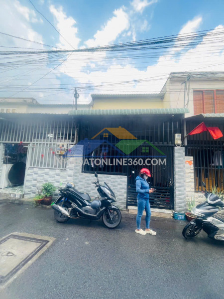 Chính chủ gửi bán nhà 1 trệt 1 lửng – sổ chung khu phú hồng