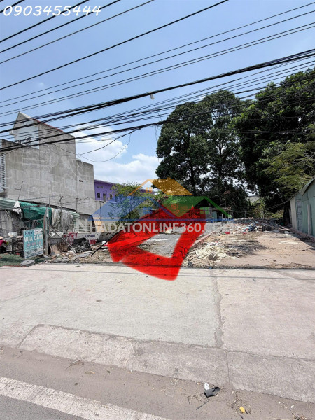 Mặt bằng vàng tại trung tâm, mặt tiền liên huyện, 150m2, ngang 5m, dài 30m, 5.3 tỷ, thuận an