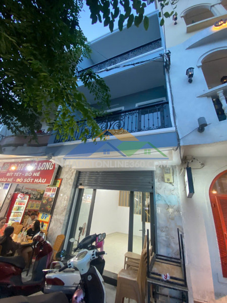 Bán nhà mặt tiền hoàng minh giám – vị trí đẹp gần sân bay