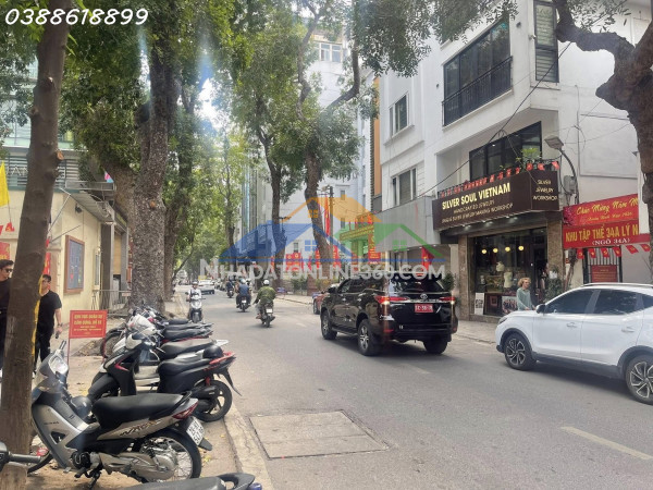 ???? toà building mặt phố lý nam đế, hoàn kiếm - 150m2 - 10 tầng thang máy, có hầm - dt 105tr/th