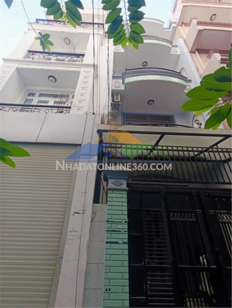 Nhà riêng 3 tầng tọa lạc tại trung tâm gò vấp, p17. dt 5,7x19=93m2 nhà còn mới vào ở ngay giá 8 tỷ