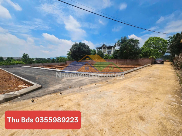Cực hiếm lô góc gần ubnd xã đoài phương- hòa lạc- diện tích 105m2- nhỉnh 2 tỷ- full thổ cư - sẵn sổ công chứng