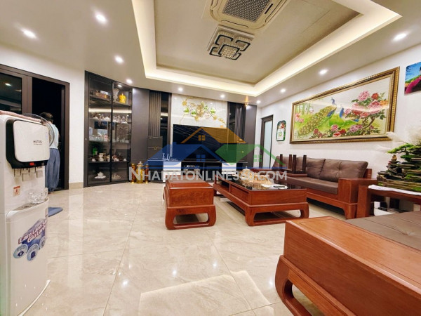 Bán nhà đẹp nguyễn văn cừ- oto tải- dân xây 80m 8 tầng thang máy full nt nhỉnh 25 tỷ(tl)