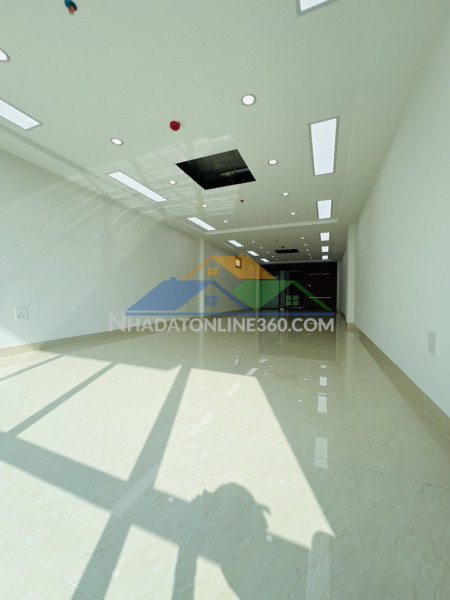 Bán nhà đẹp việt hưng- vỉa hè- oto tránh- kinh doanh-90m 5 tầng...