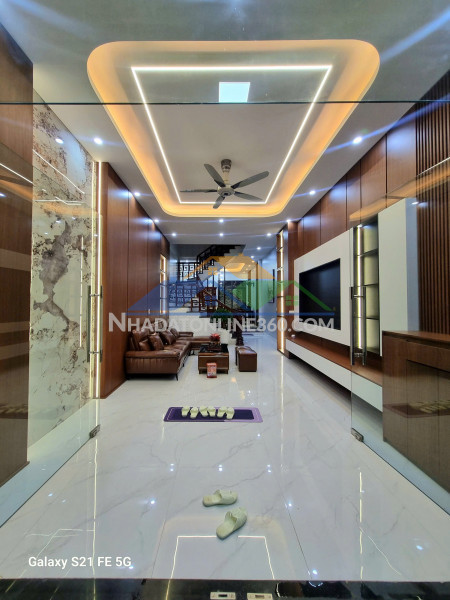 Nhà 70m2, 4 tầng, 4pn, 3vs, cách đinh tiên hoàng 70m kỳ bá, tp.thái bình - 7.3 tỷ