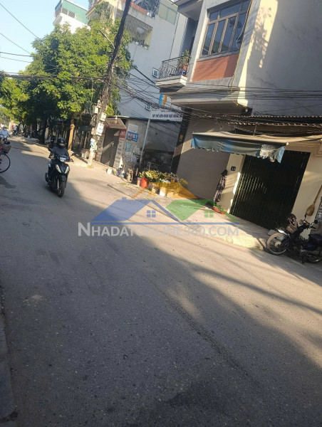 Cần nhượng lại nhà nguyên căn – bằng liệt, linh đàm nhà đẹp, sạch sẽ, full đồ chỉ việc vào ở