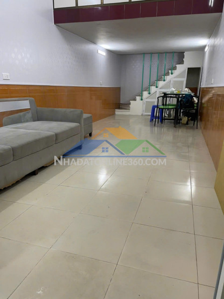 Cho hộ gia đình thuê nhà nguyên căn 2,5 tầng tại phường thanh...