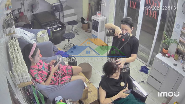 Sang nhượng tiệm nail mi  gội khu vực  giảng võ, hà nội