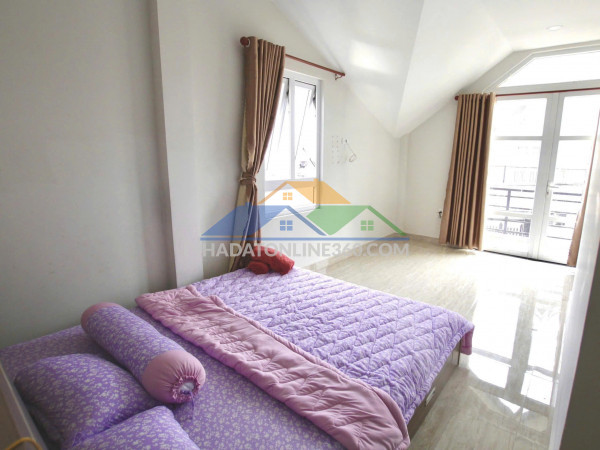 Cho thuê villa full nội thất cơ bản đồi thông tin phường 8 giá 12tr