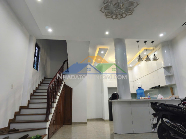 ♪ nhà mt đường 7.5m thanh khê, 6x10m, 3 mê đúc cứng đẹp, 4pn, 5.xx tỷ