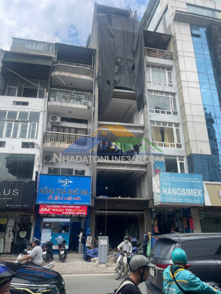 Tôi chính chủ cần bán tòa nhà tại 65 hoàng ngân, vị trí đẹp, đường rộng