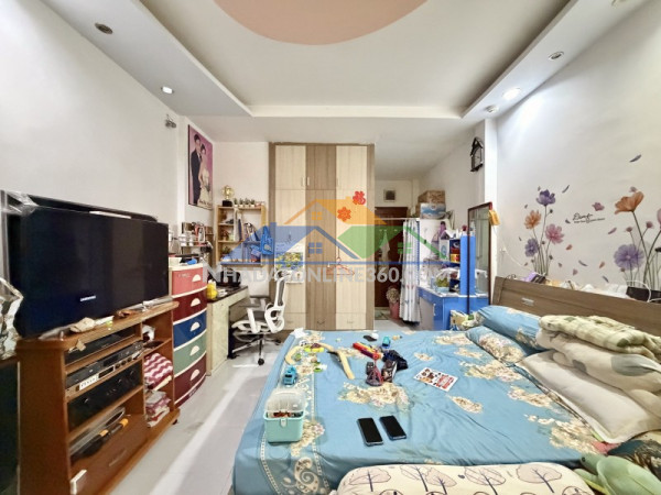 Bán nhà bình thanh hxh tránh 70m2 5 tầng ngang 4m 5 pn kd đỉnh nguyễn xí gấp bán 8.8 tỷ.